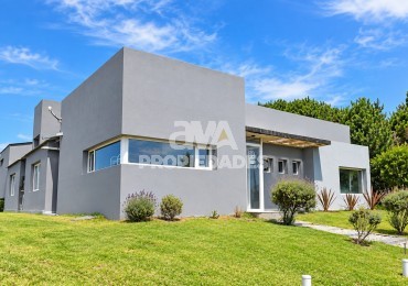 Casa en venta en Costa Esmeralda Senderos III Lote 447